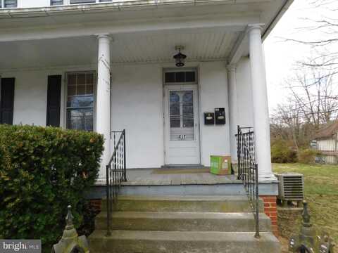 217 E MAIN STREET, BERRYVILLE, VA 22611