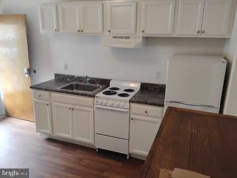 268 WILKES STREET, BERKELEY SPRINGS, WV 25411