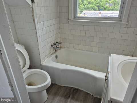 607 LARCHMONT AVENUE, CAPITOL HEIGHTS, MD 20743