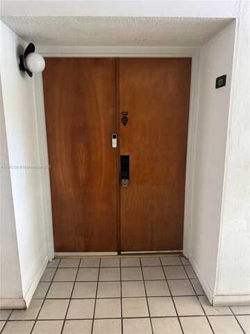 11780 SW 18th St, Miami, FL 33175