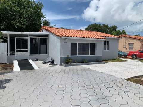 638 SW 10th St, Hallandale Beach, FL 33009