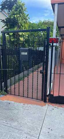 1173 NW 29th St, Miami, FL 33127