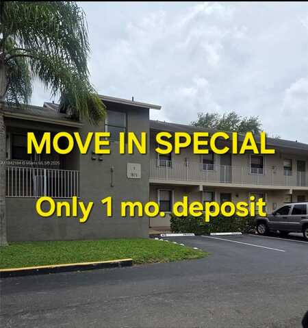 7670 SW 152nd Ave, Miami, FL 33193