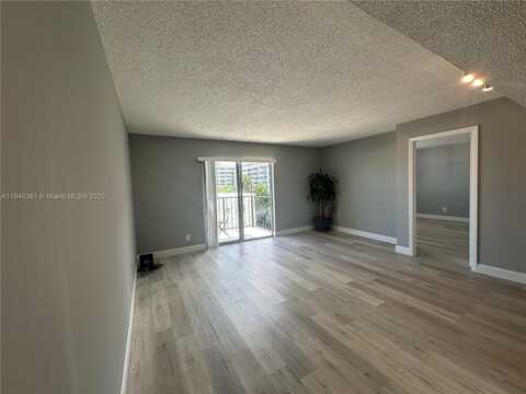 899 West Ave, Miami Beach, FL 33139