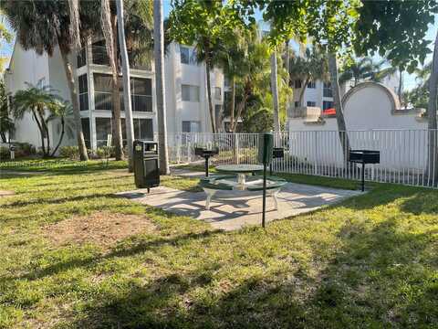 5740 Rock Island Rd, Tamarac, FL 33319
