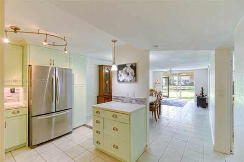 400 S Hollybrook Dr, Pembroke Pines, FL 33025