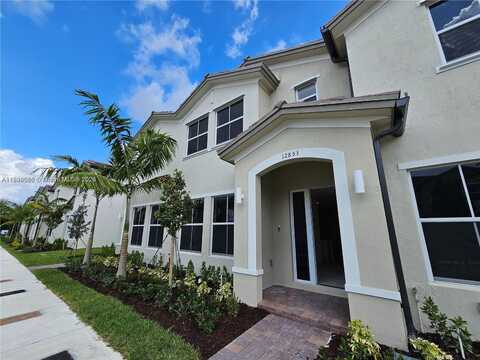 12853 SW 243 St, Miami, FL 33032