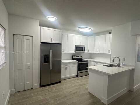 15689 SW 73rd Cir Ter, Miami, FL 33193