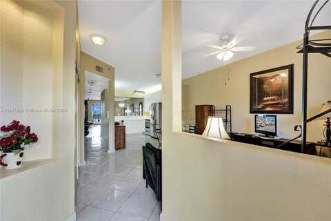 7727 Southampton Ter, Tamarac, FL 33321