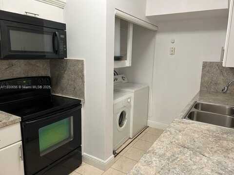 18338 NW 68th Ave, Hialeah, FL 33015