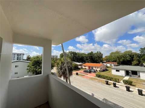 17001 NE 9th Ave, Miami, FL 33162
