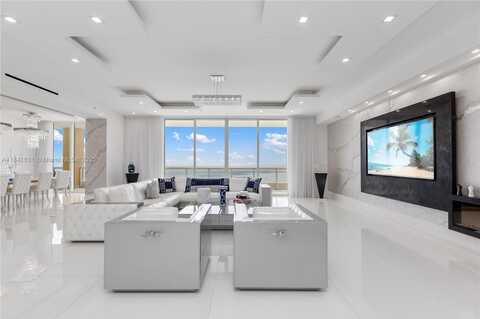 17875 Collins Ave, Sunny Isles Beach, FL 33160