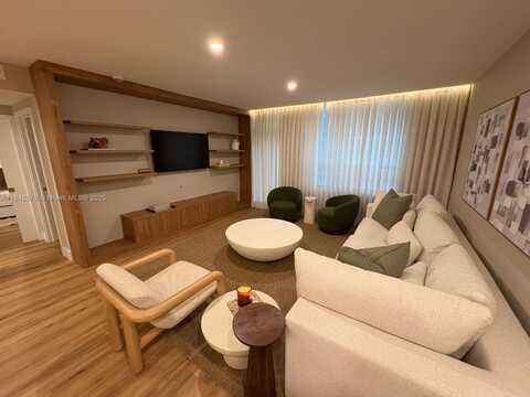 10185 NE Collins Ave, Bal Harbour, FL 33154