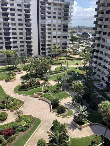 5100 N Ocean Blvd, Lauderdale By The Sea, FL 33308