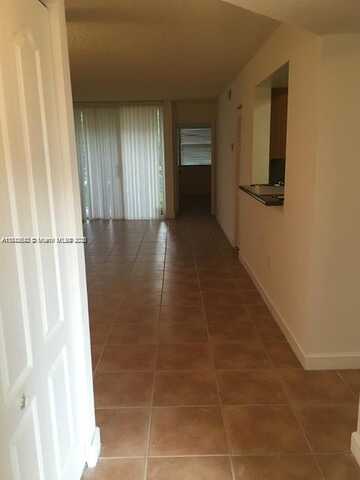 4982 NW 97 PL, Doral, FL 33178