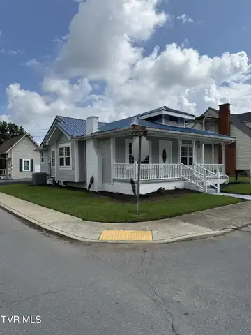 701 1st Street, Elizabethton, TN 37643