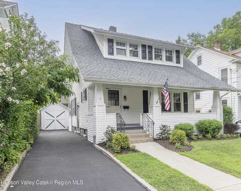 15 Len Court, Kingston, NY 12401