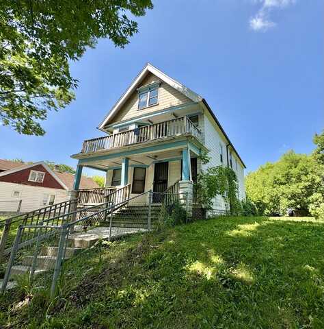 2857 N 34th St, Milwaukee, WI 53210
