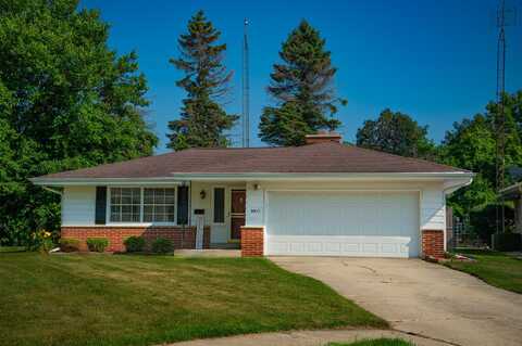 8033 18th Ave, Kenosha, WI 53143