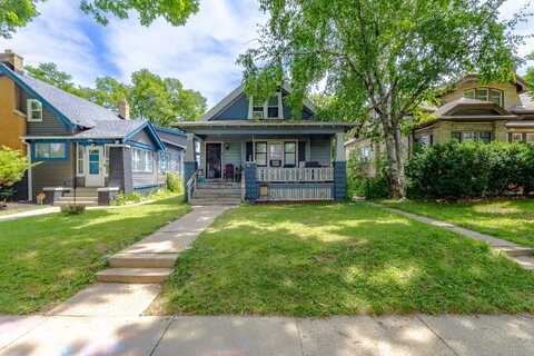 2424 N 48th St, Milwaukee, WI 53210