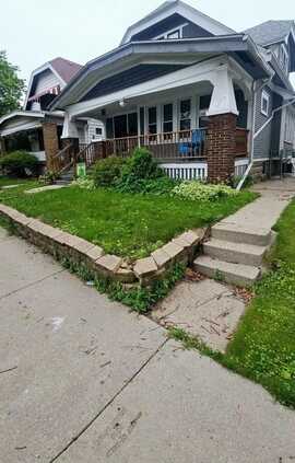 2224 S 33rd St, Milwaukee, WI 53215