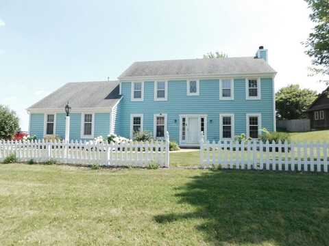 N53w14023 Invery Dr, Menomonee Falls, WI 53051