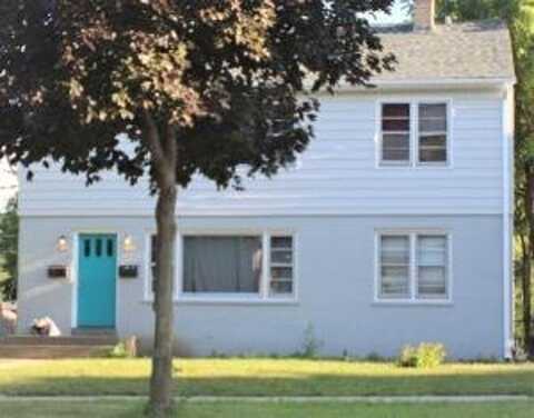 8131 W Villard Ave, Milwaukee, WI 53218