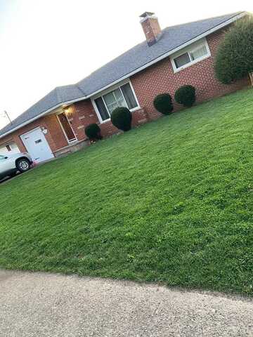 420 Susan St, New Martinsville, WV 26155