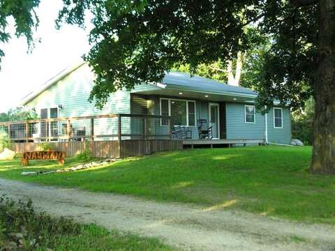 1738 Rotary Park Road, Charles City, IA 50616