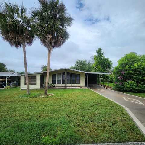 1012 PARKER PLACE, LADY LAKE, FL 32159