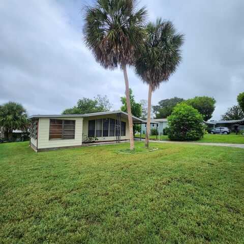 1012 PARKER PLACE, LADY LAKE, FL 32159