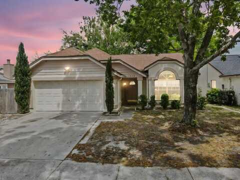 1345 TINDARO DRIVE, APOPKA, FL 32703