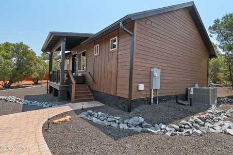 2131 N Bison Pass Court, Show Low, AZ 85901