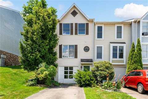 215 Hawthorne Dr, Fayette, PA 15071