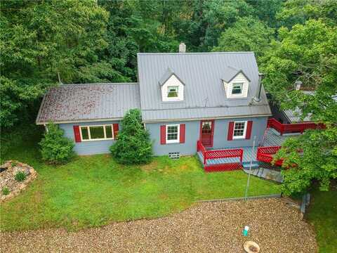 1405 Three Degree Rd, Adamstown, PA 16059