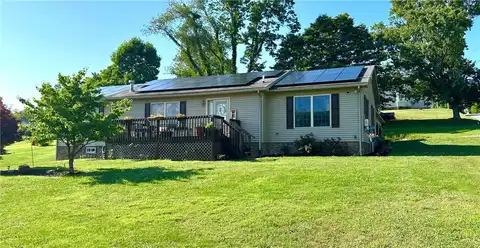 180 Railroad St, St Petersburg, PA 16049