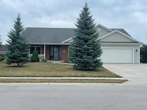 1809 Cinnamon Drive, Wapakoneta, OH 45895