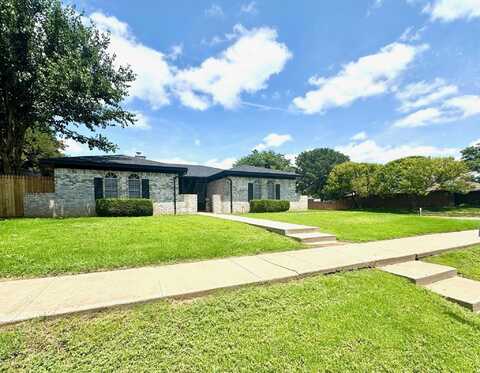 6800 ROCHELLE Lane, Amarillo, TX 79109