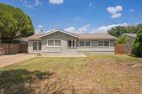 2903 PRYOR Street, Amarillo, TX 79103