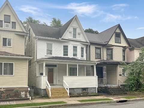 3027 Broad Avenue, Altoona, PA 16601