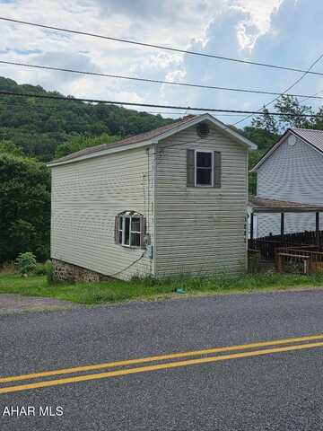 1085 Deveaux Street, Elmora, PA 15737