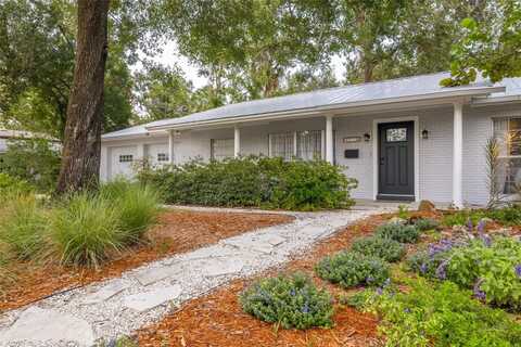 8024 W HIAWATHA STREET, TAMPA, FL 33615