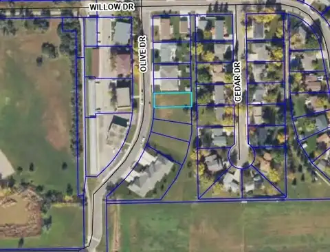 1614 Olive Drive, Aberdeen, SD 57401