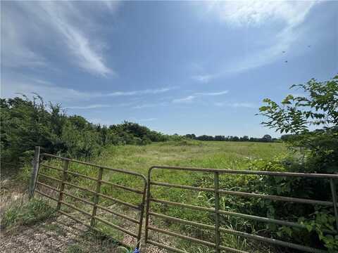 N 4720 RD, Stilwell, OK 74960