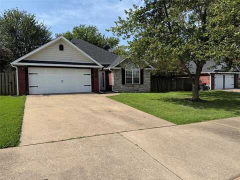 195 Carrington AVE, Springdale, AR 72764