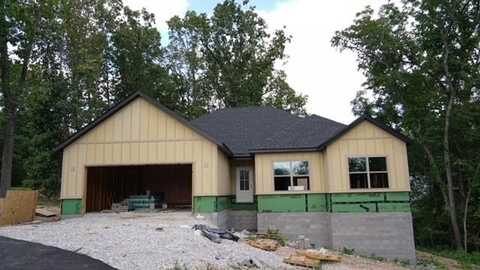 1 Darten CIR, Bella Vista, AR 72714