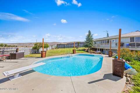 511 E Pine Hollow Rd, Yakima, WA 98903