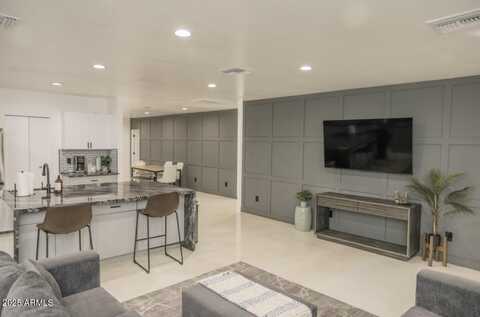 2113 E HARVARD Street, Phoenix, AZ 85006
