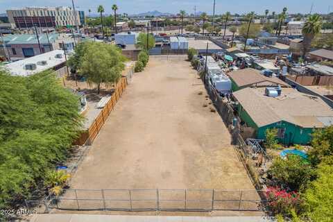 6825 N 59TH Drive, Glendale, AZ 85301