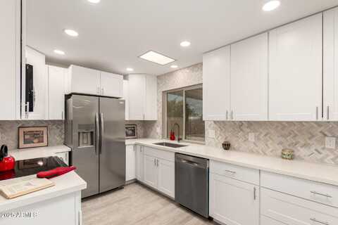 9713 W RAINTREE Drive, Sun City, AZ 85351